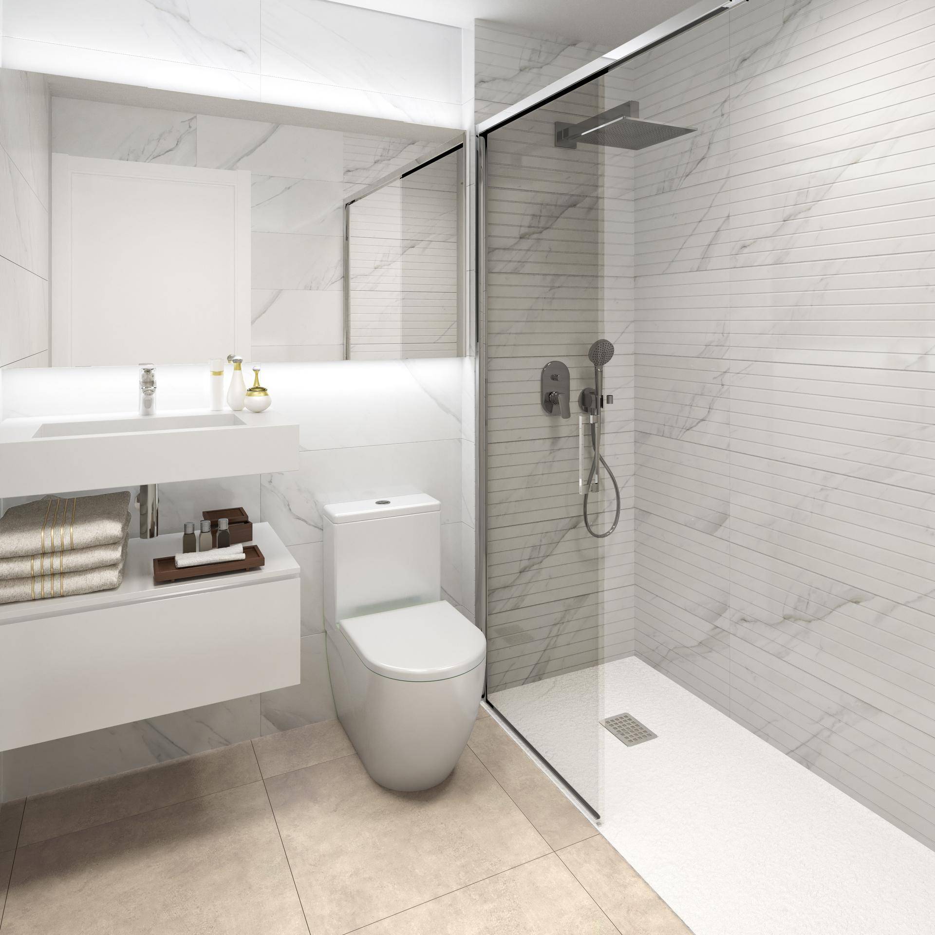 Modernes Badezimmer mit begehbarer Dusche, schwebendem Waschtisch und eleganten Marmorfliesen.