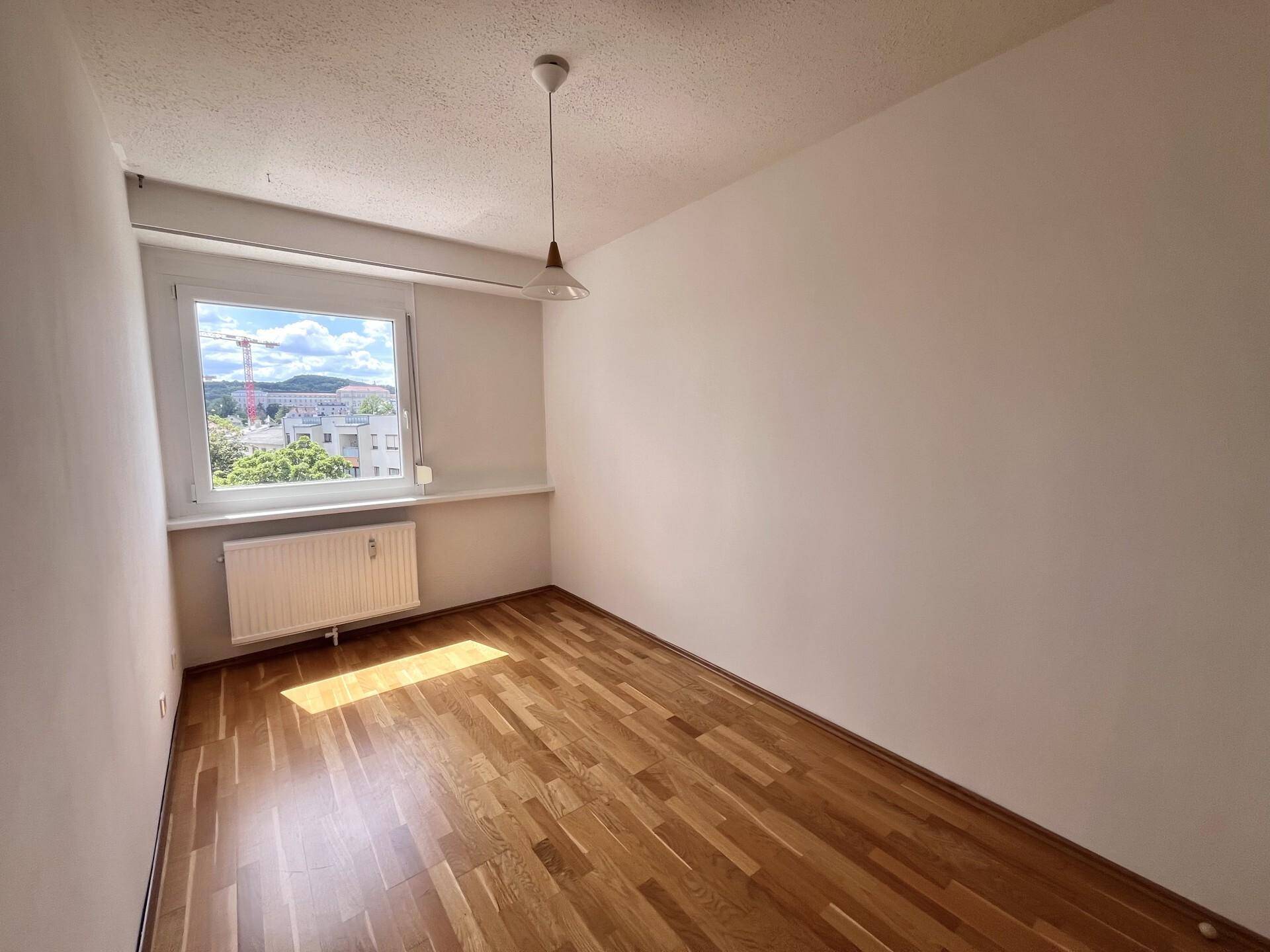 Schlafzimmer/Büro