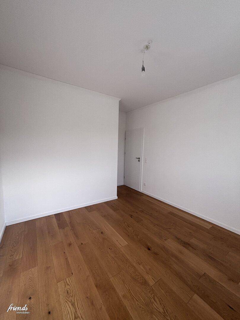 Zimmer 1 12,16 m²