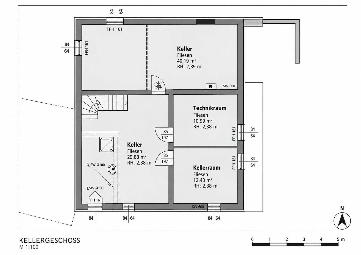 Grundriss des Kellergeschosses mit mehreren Kellerräumen und einem Technikraum.