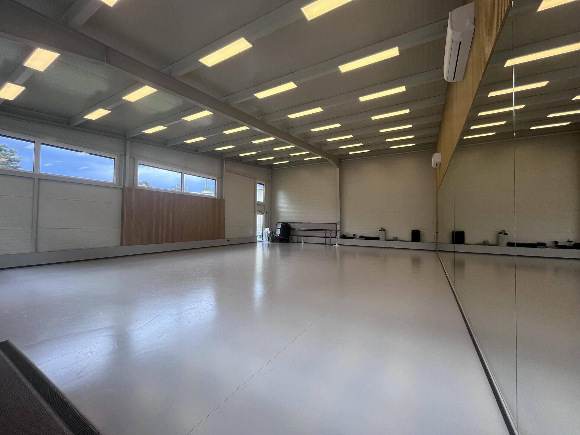 Studio 4