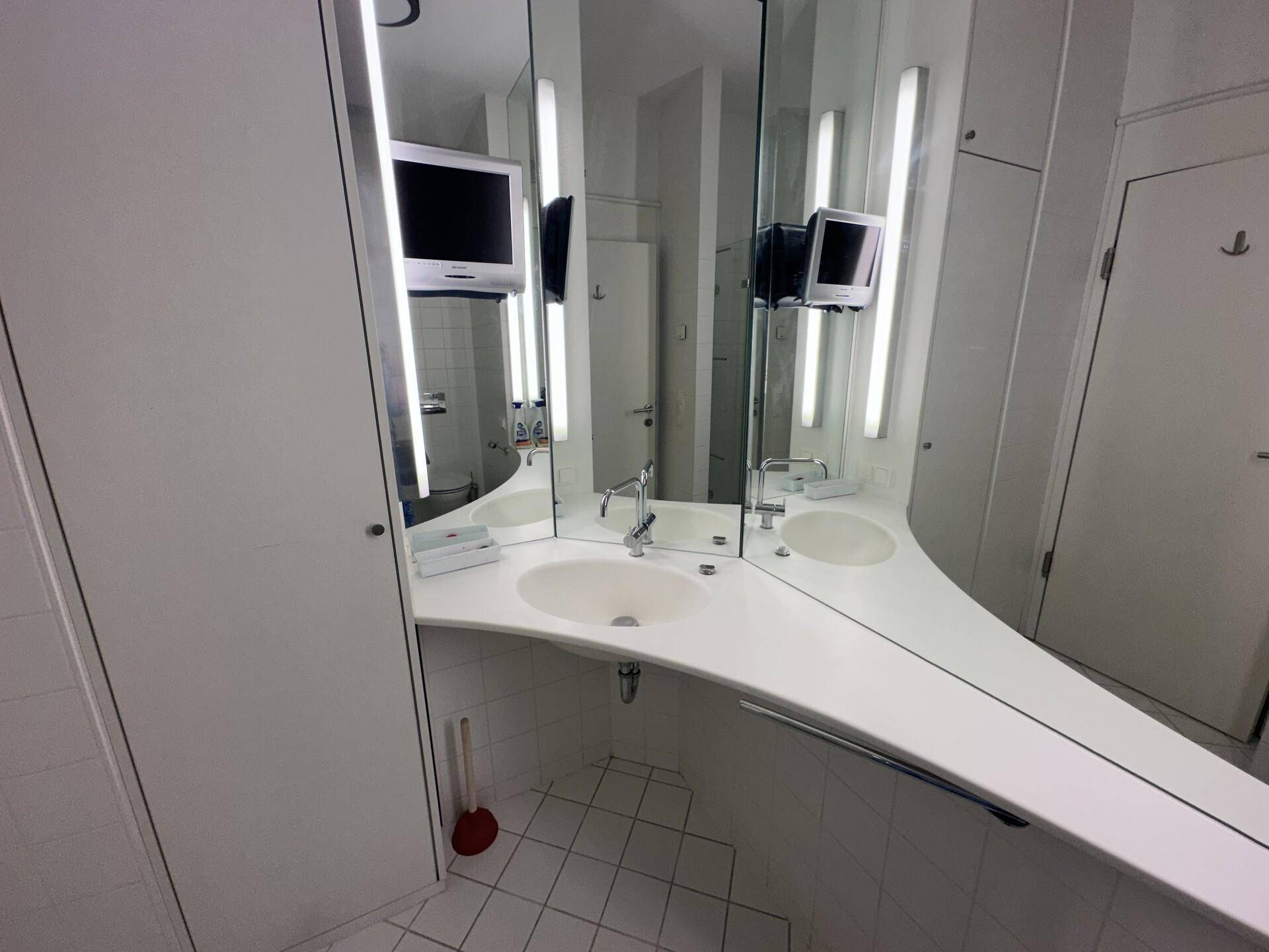 Badezimmer 1