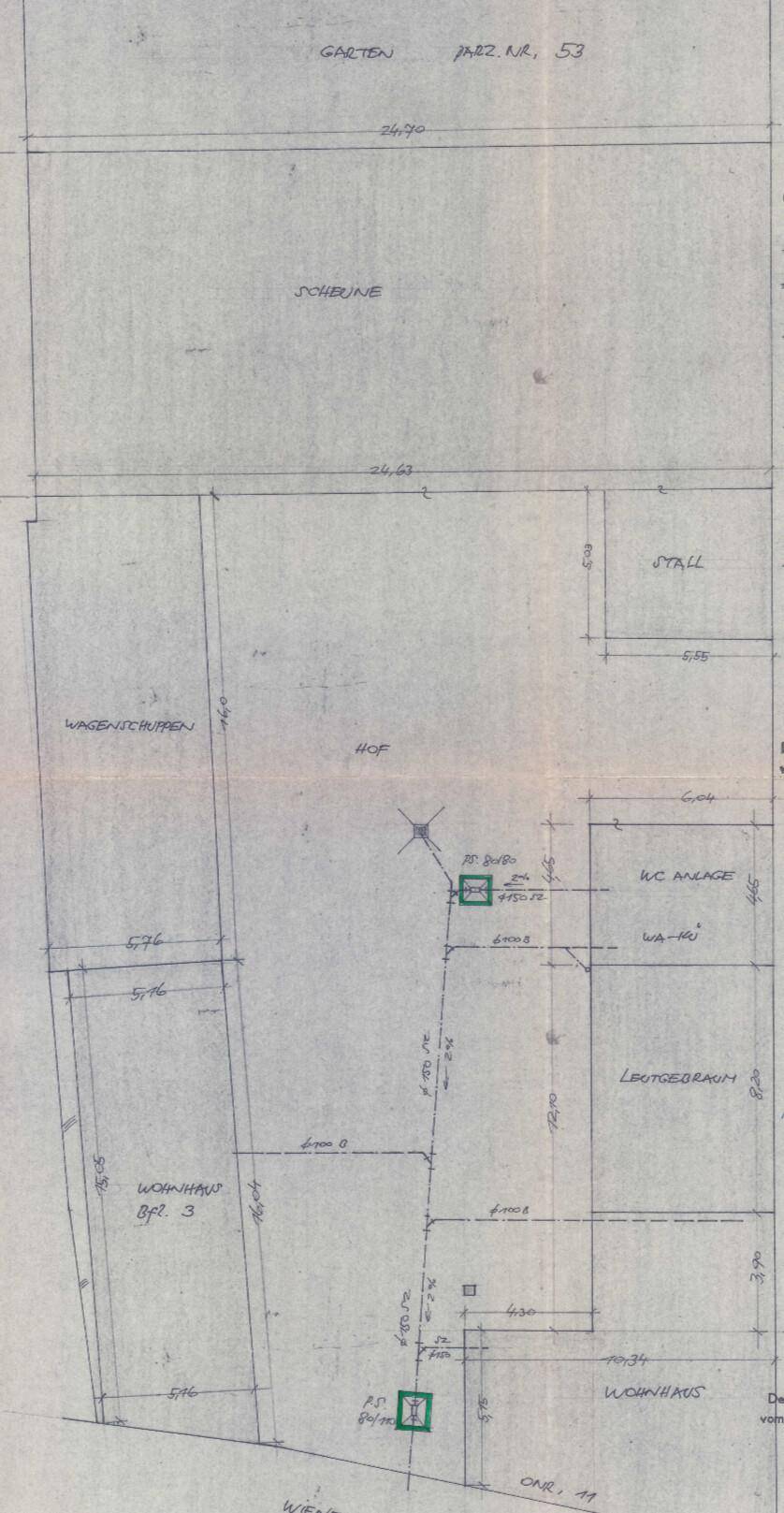 Historischer Grundrissplan eines Anwesens mit Garten, Scheune, Stall und Wohnhaus.