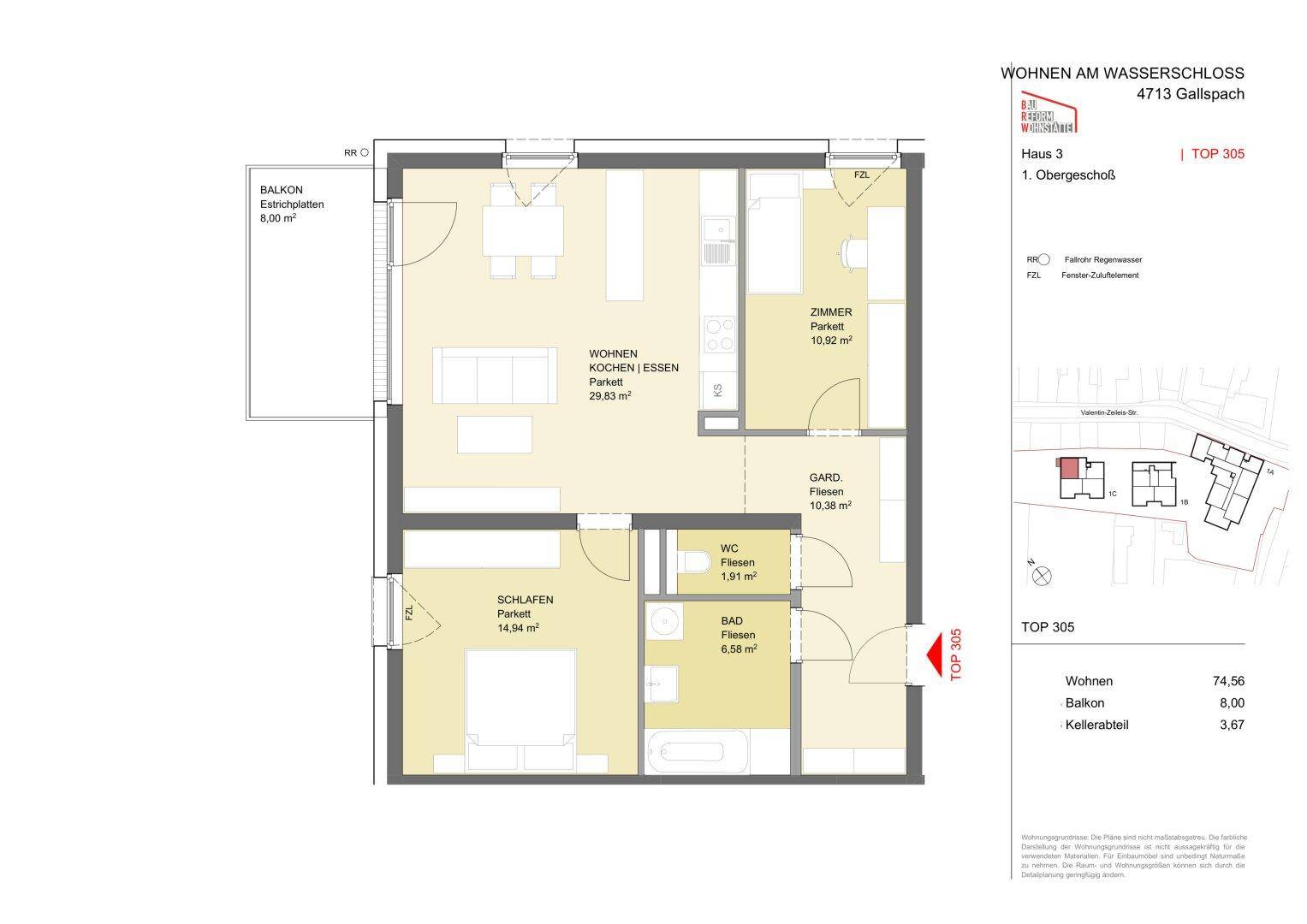 Detaillierter Grundriss einer Wohnung im ersten Obergeschoss mit Balkon und offenem Wohnbereich.