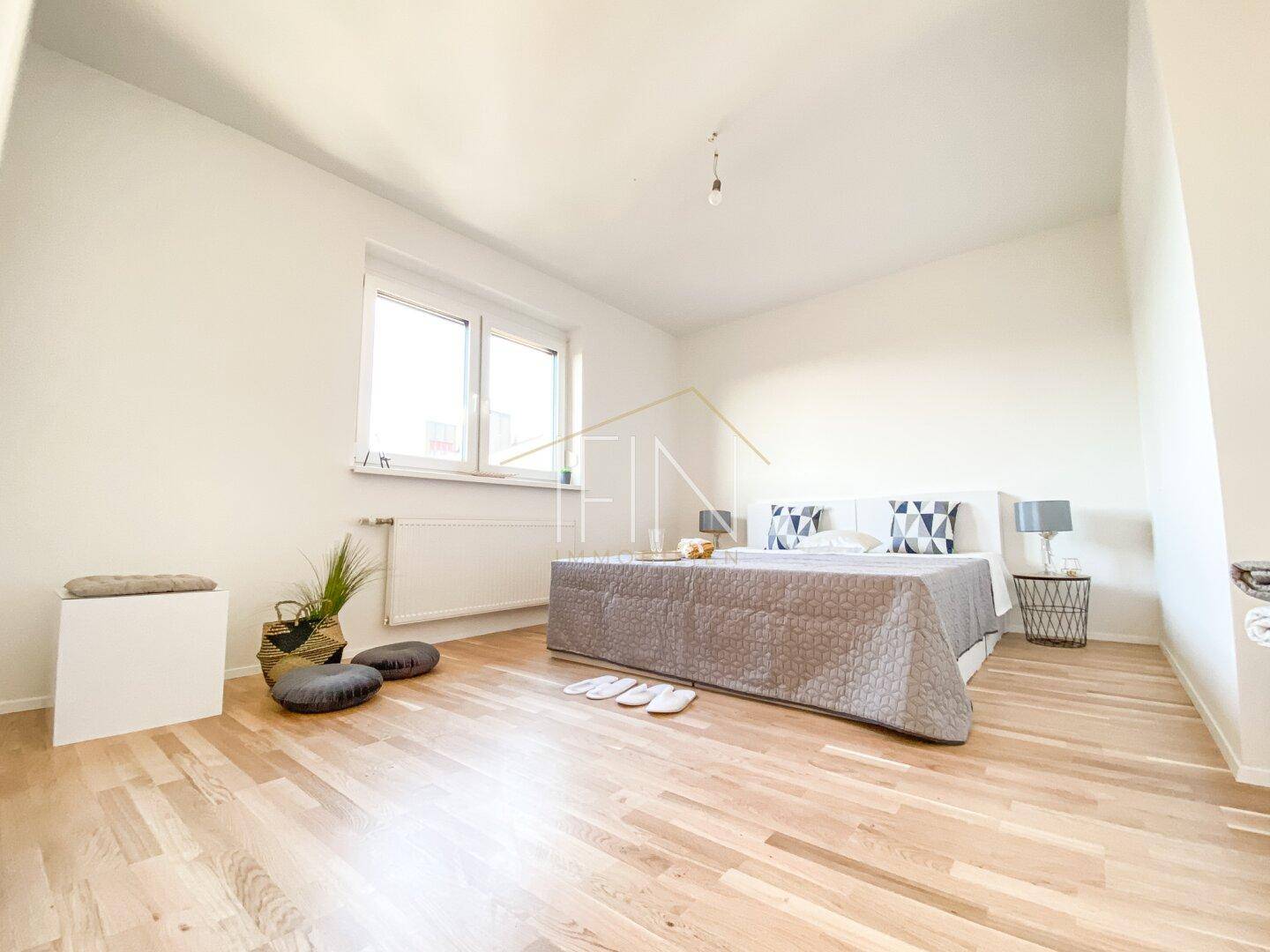 Schlafzimmer 1