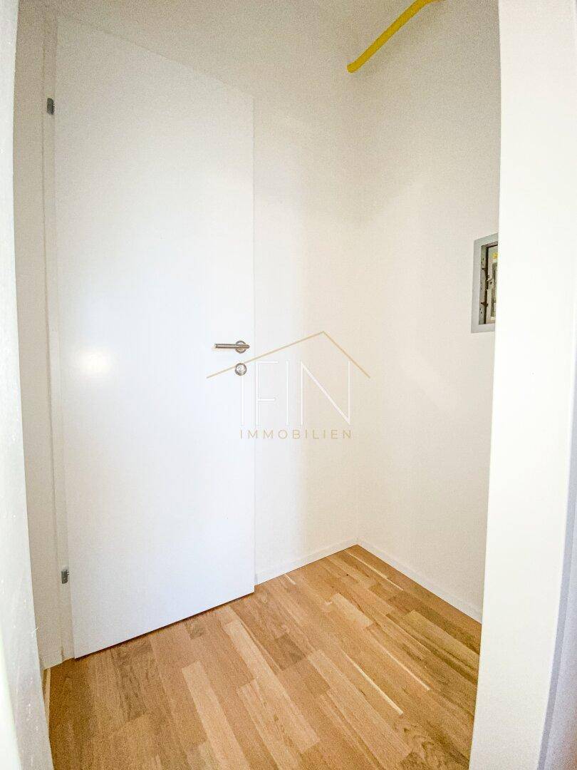 AR / Garderobe