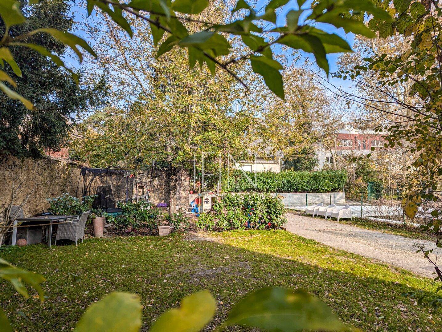 Lauschige Plätze im Gemeinschaftsgarten