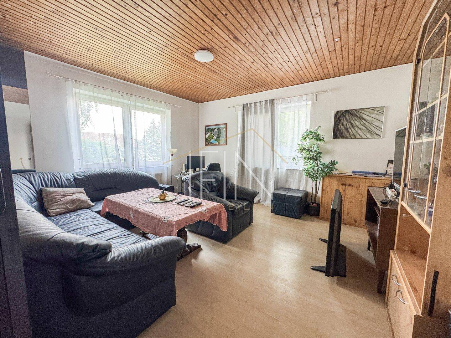 UG Schlafzimmer 2