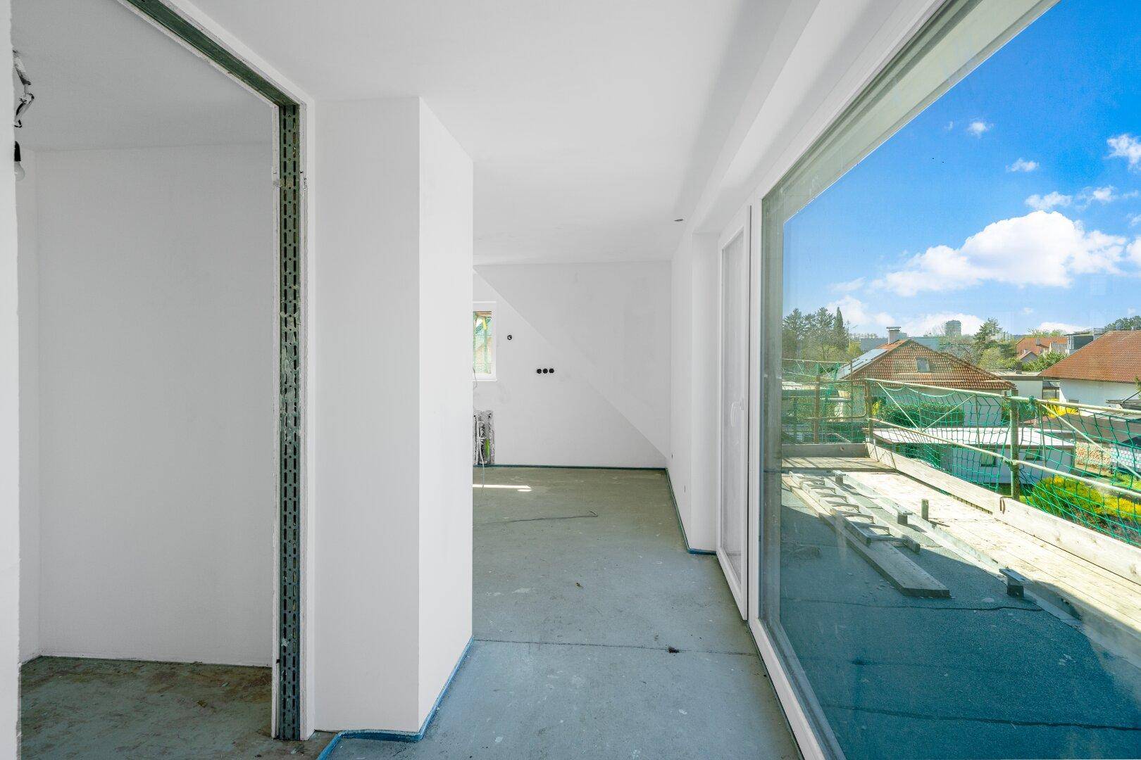 Diele, Zugang zur Terrasse, Stand April 2025