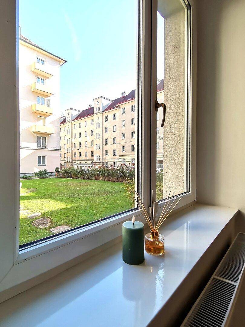 Garten rund um die Wohnung