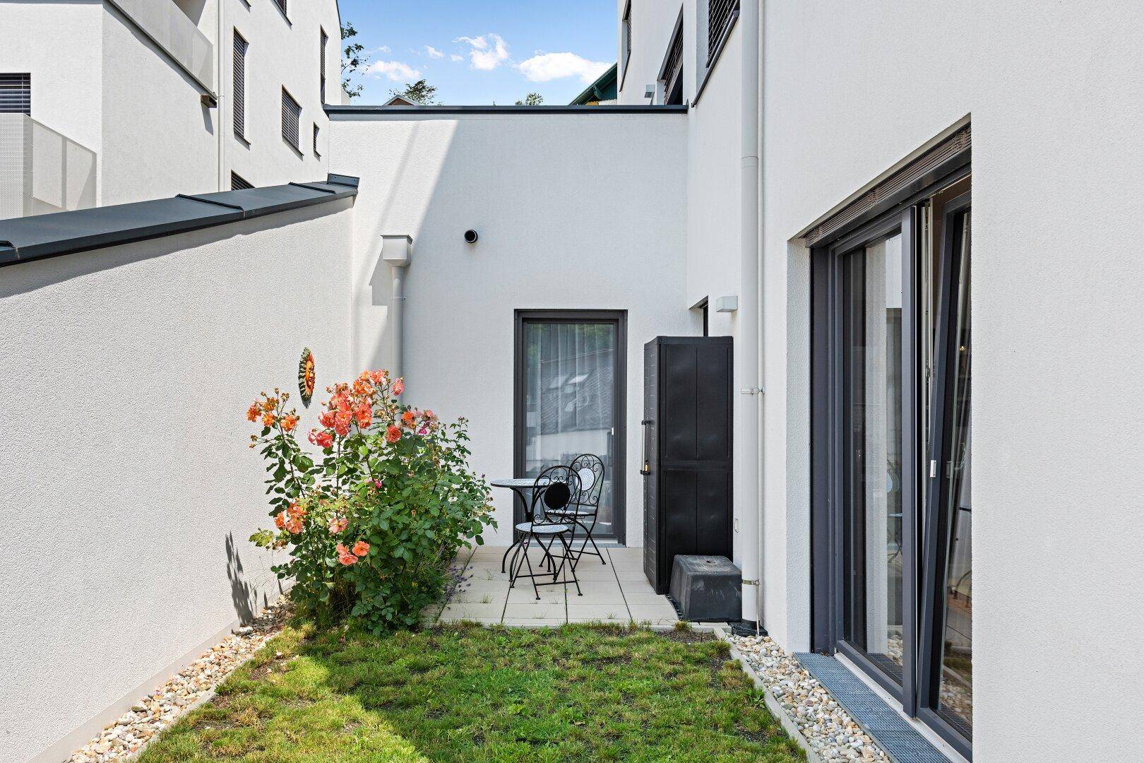 Garten, Terrasse ca. 6,67 m²