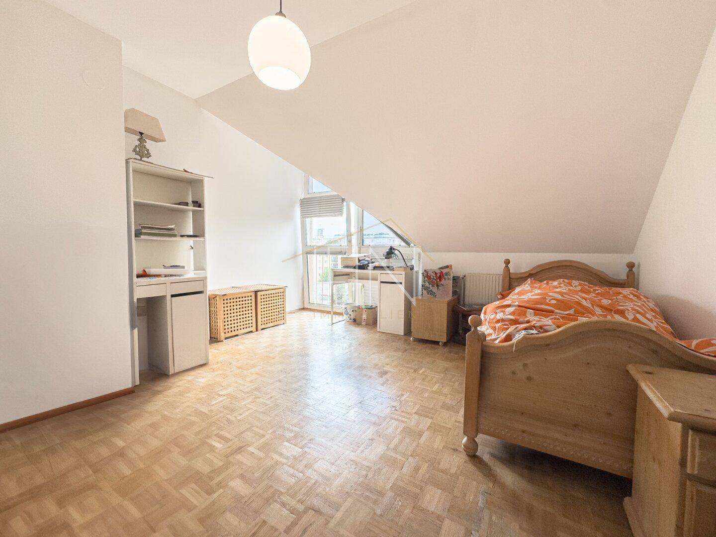 Schlafzimmer 2