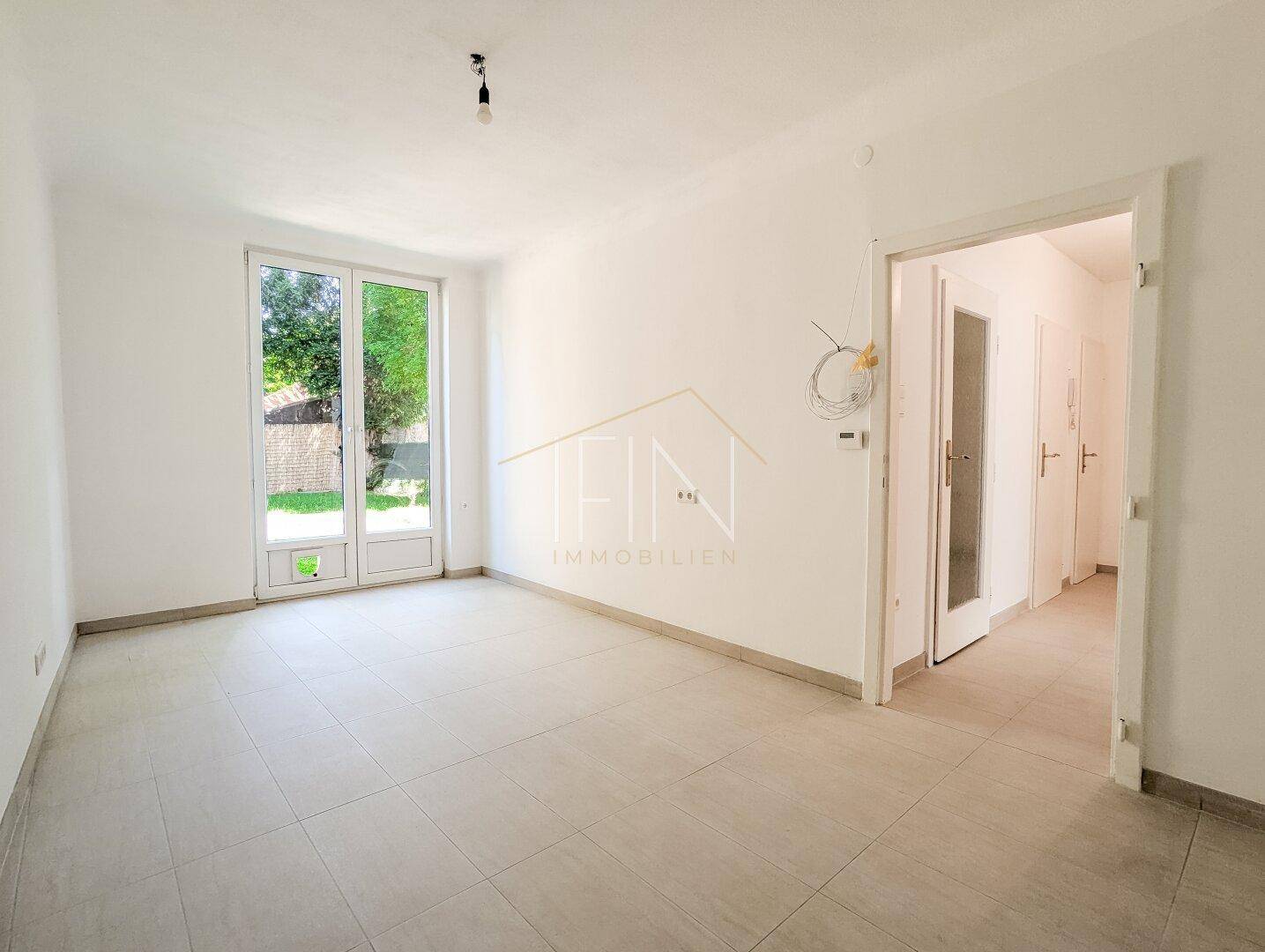 Zimmer 1, ca. 15,90 m²
