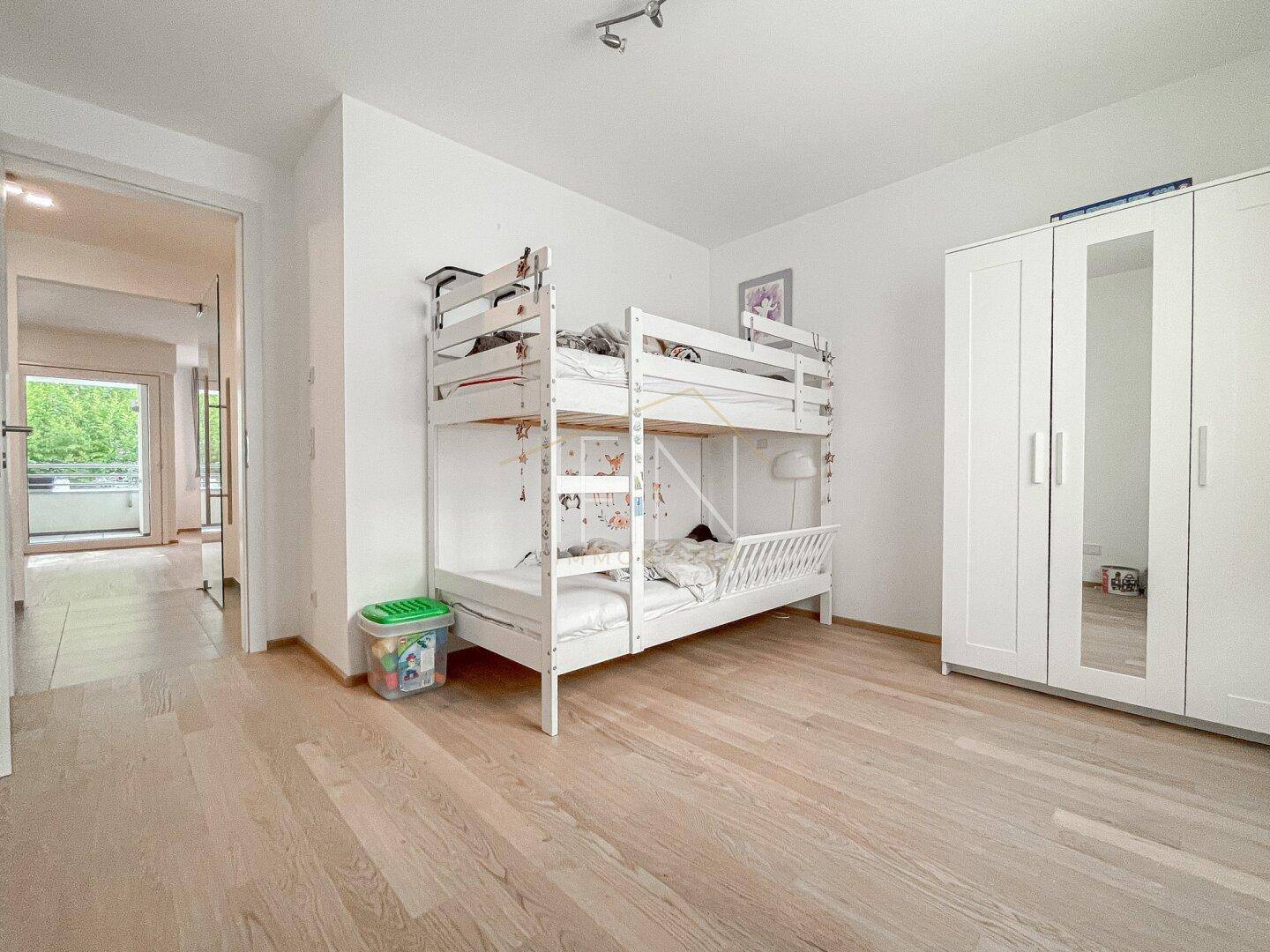 Schlafzimmer 2