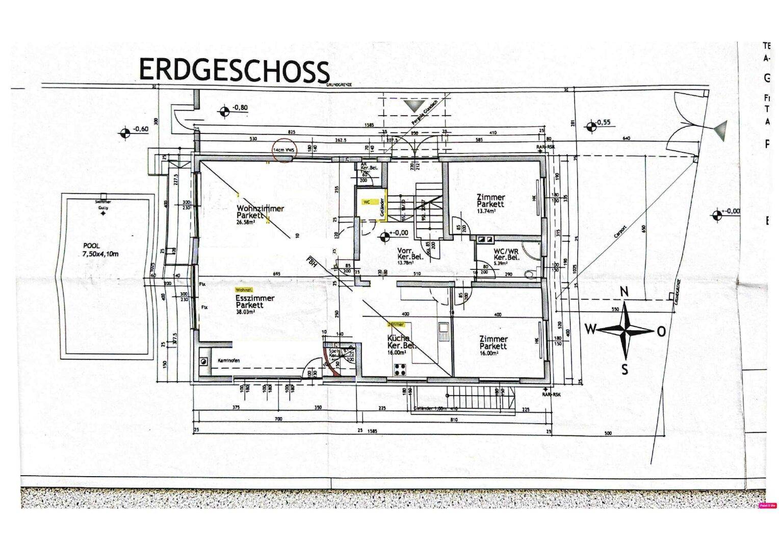 Grundriss des Erdgeschosses mit Wohnzimmer, Esszimmer, Küche und Poolbereich.
