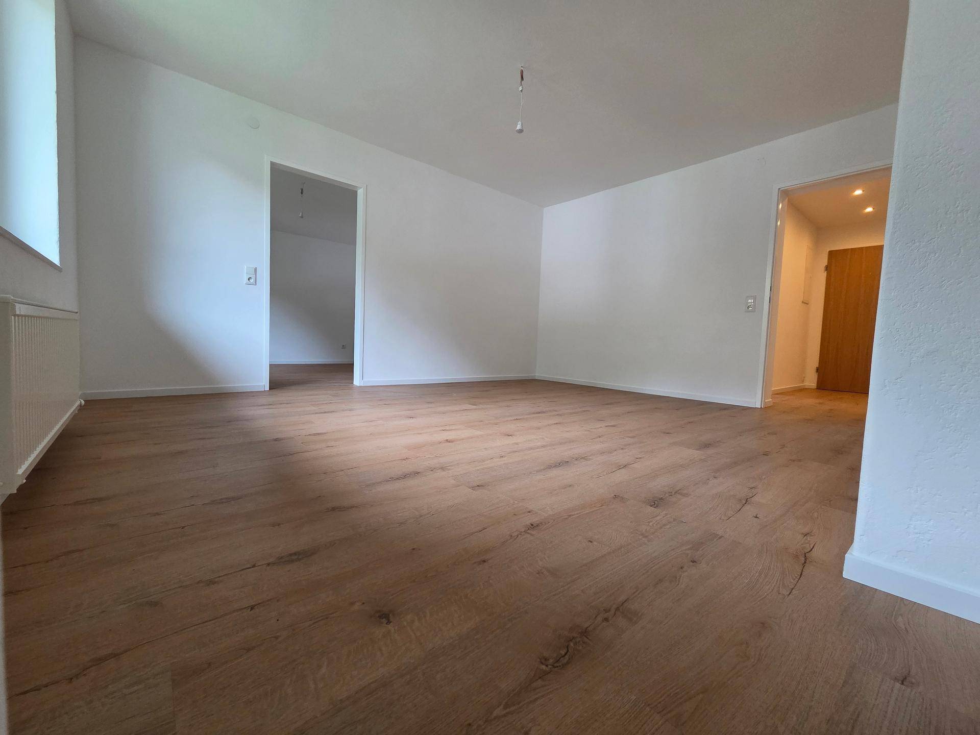 Erstbezug nach Sanierung – moderne / helle 3-Zimmer-Dachgeschosswohnung in Taxenbach – pohled 2