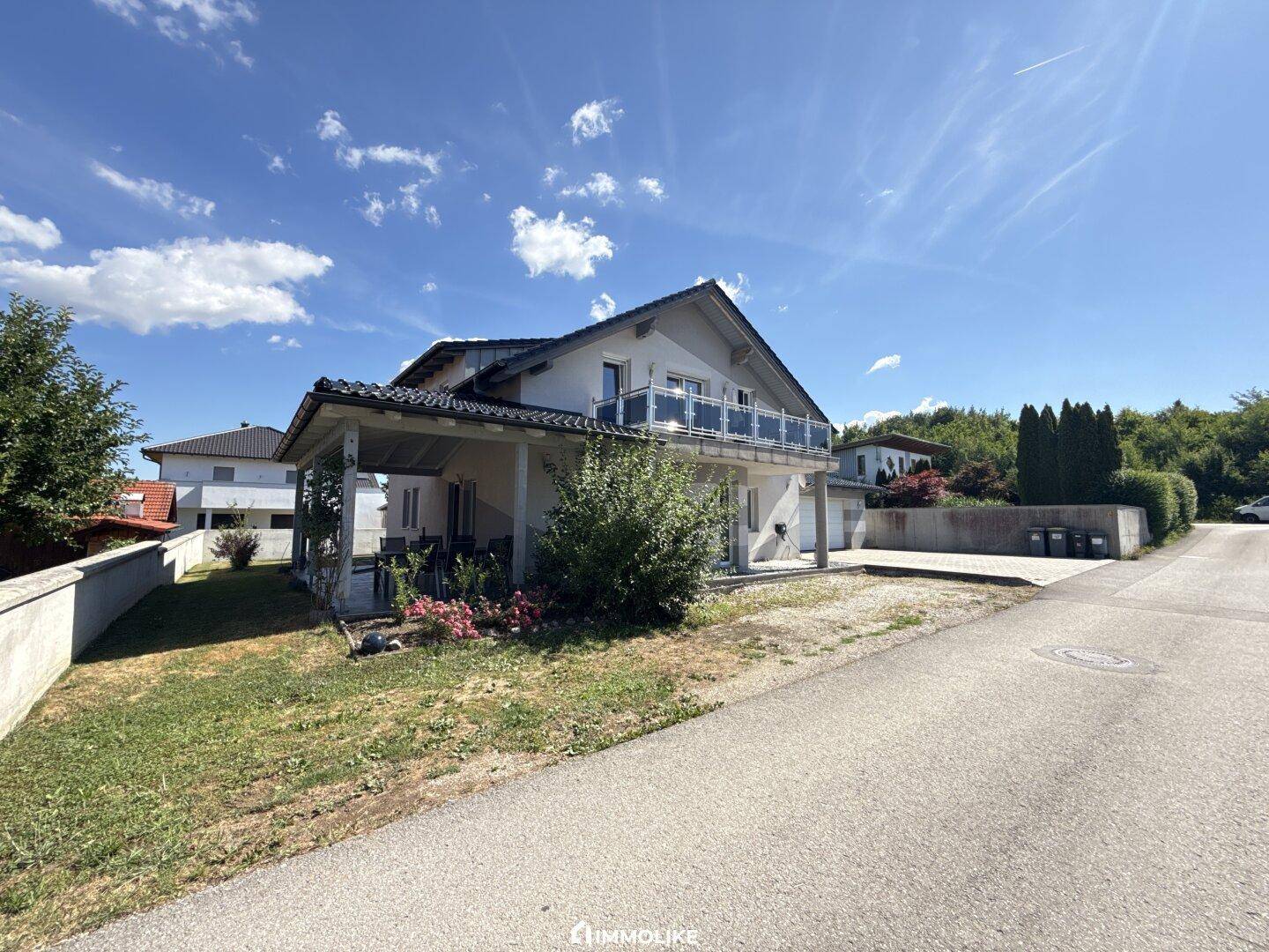 Großzügiges 6-Zimmer-Einfamilienhaus | 5 Schlafzimmer | 804 m² Grundstück | Doppelgarage | Laakirchen - Ansicht 2