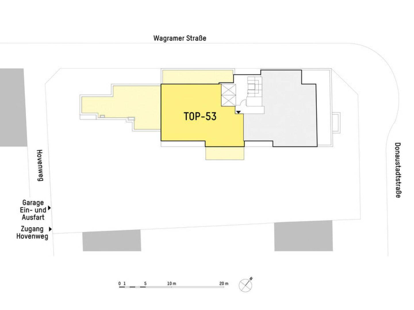 Übersichtsplan des Gebäudes mit Lage der Wohnung TOP-53 und Zufahrten.