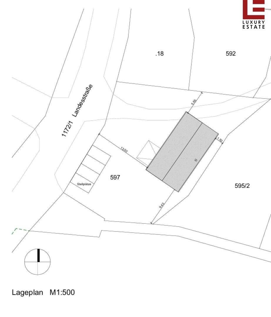 Lageplan des Grundstücks mit eingezeichnetem Gebäude und Zufahrtsstraße.