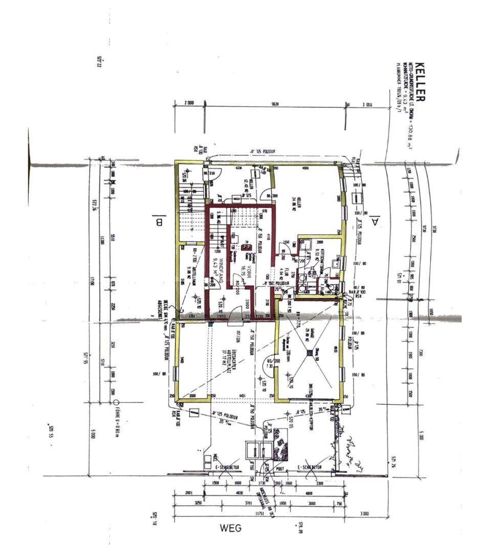Grundriss des Kellers mit verschiedenen Räumen und Abstellmöglichkeiten.