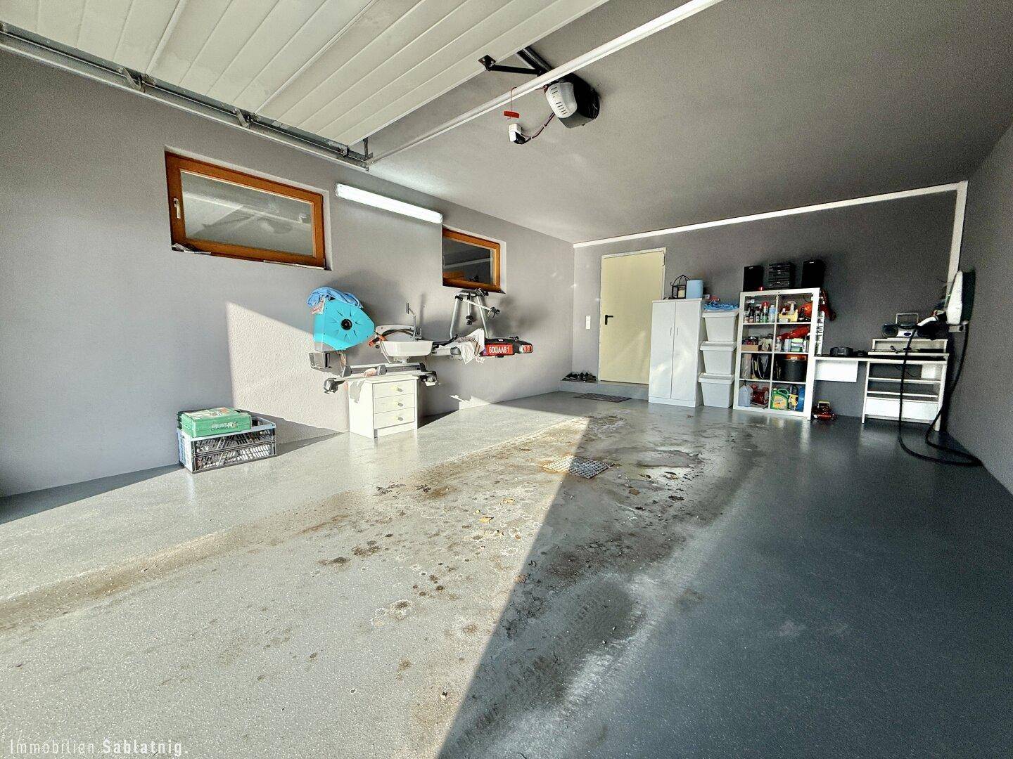 TRAUMHOLZHAUS – Stilvolles Wohnen mit Galerie-Schlafzimmer und malerischer Aussicht - Mehr