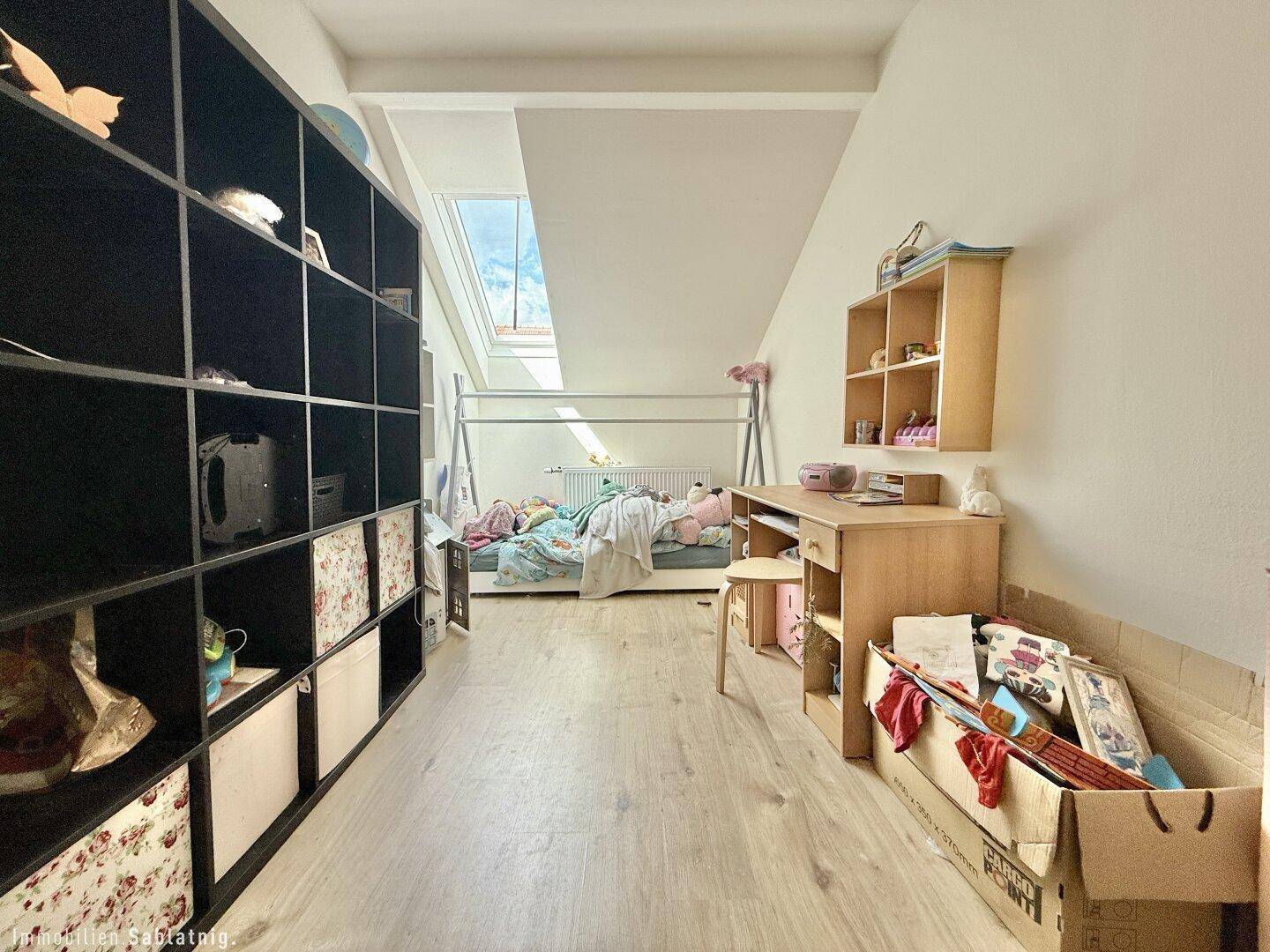 PERFEKTES ZUHAUSE IM HERZEN VON TRAISMAUER! Stilvoll renovierte 3-Zimmer-Wohnung! - Mehr