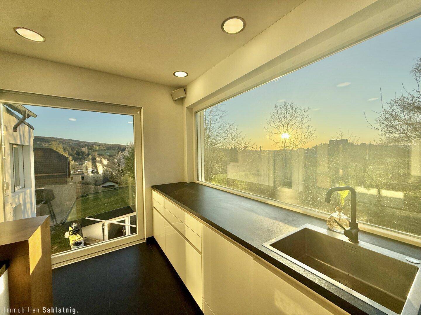 Charmantes Einfamilienhaus mit Garten und Terrasse in Maria Anzbach, 4 Zimmer, 150m² - Widok 6