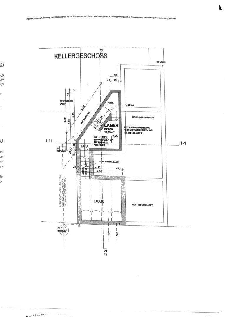 Grundriss des Kellergeschosses mit Lagerflächen und Treppenaufgang.