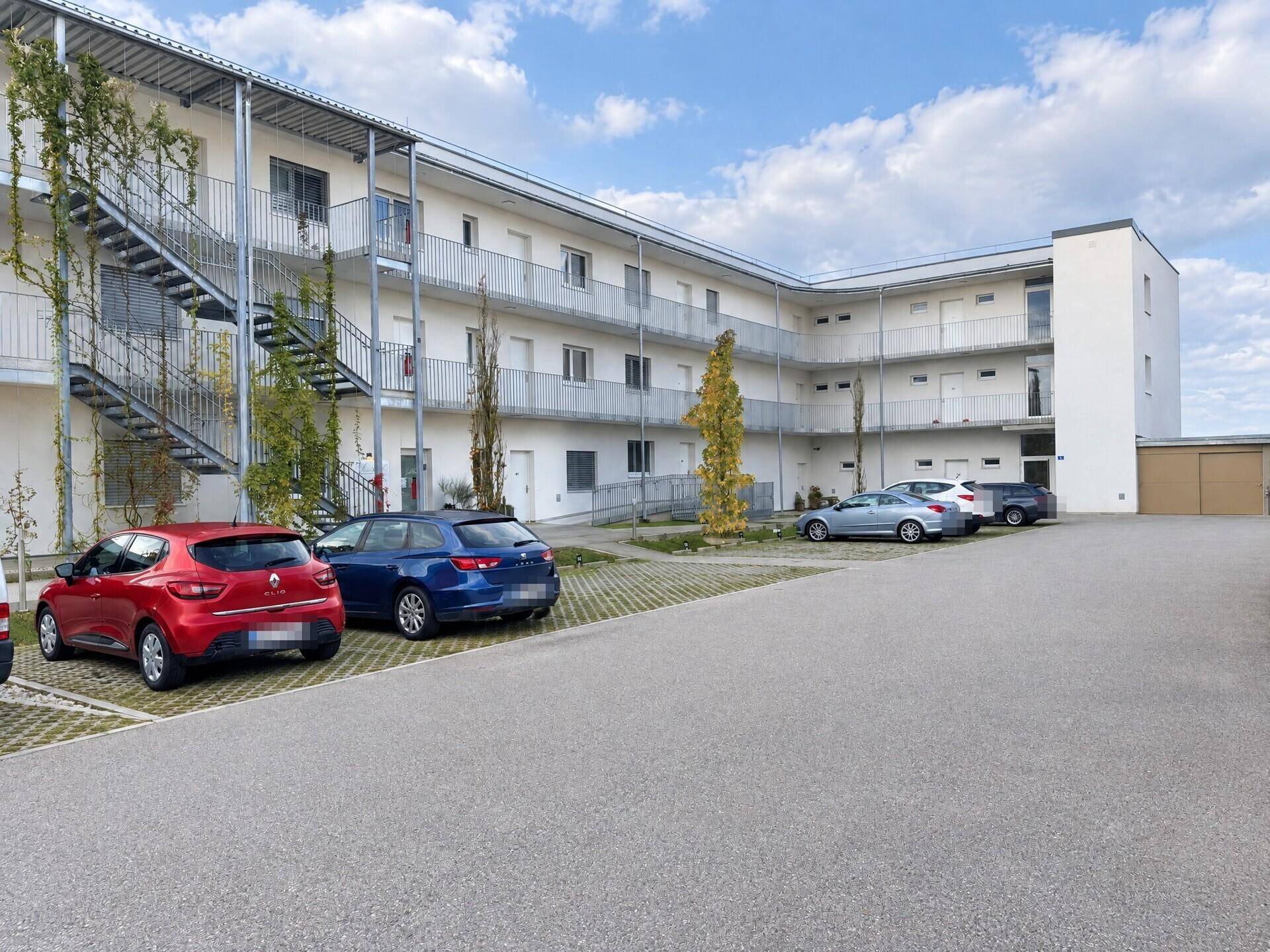 Wohnanlage mit Innenhof