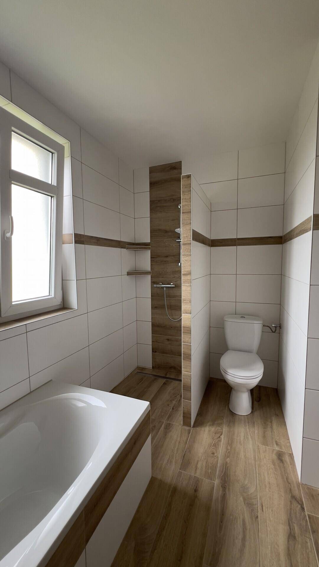 Badezimmer 1