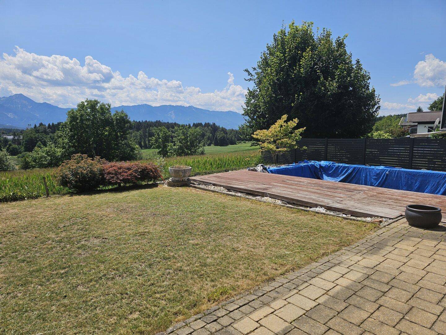 der Pool - derzeit nicht in Betrieb