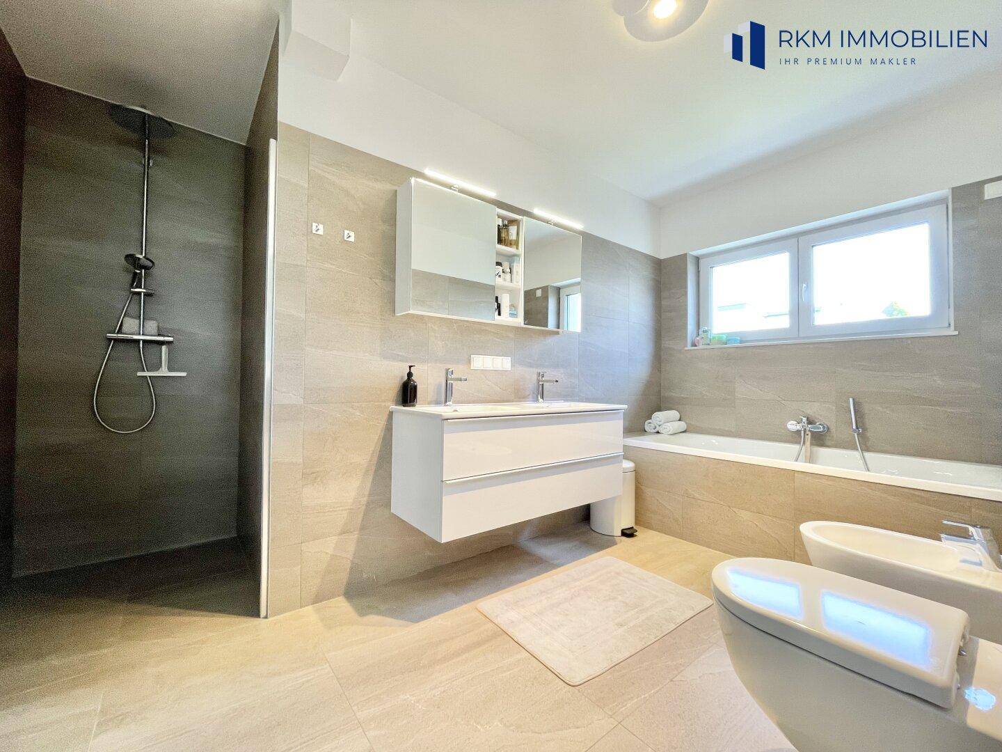 Badezimmer mit WC