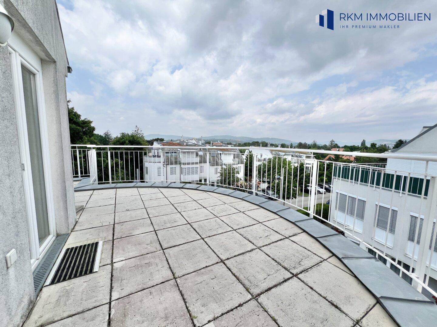 Terrasse mit Bergblick