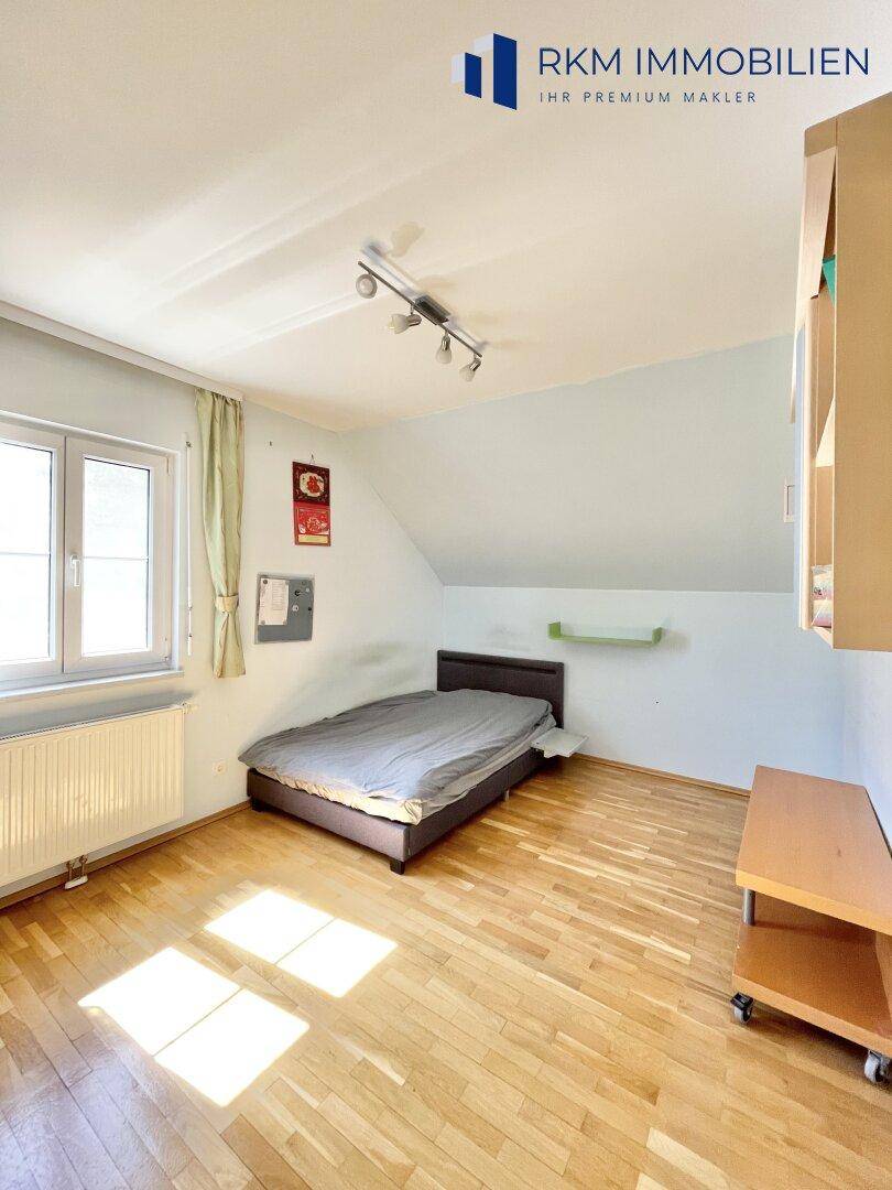 3. Schlafzimmer