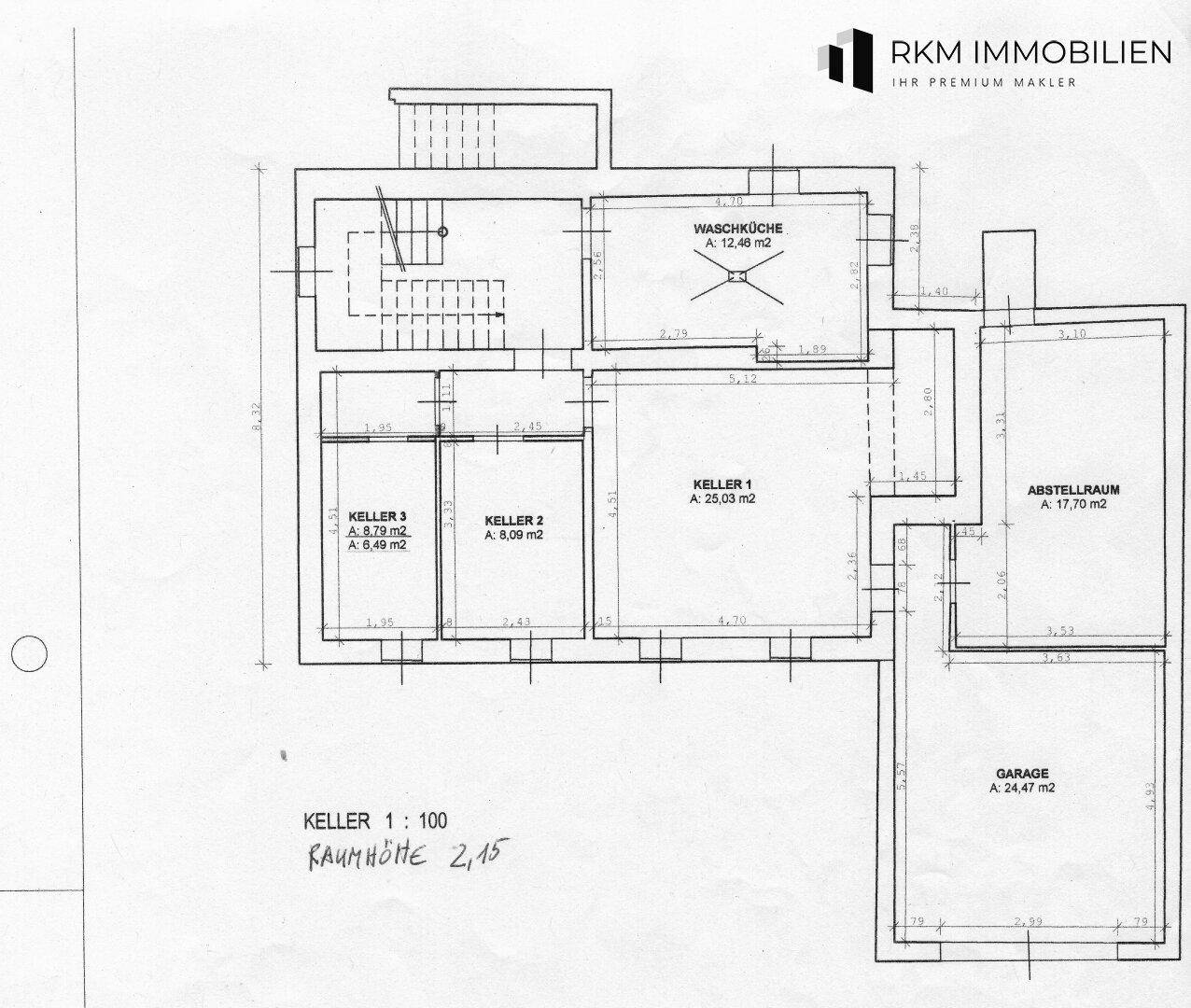 Grundriss des Kellers mit Waschküche, Abstellräumen, drei Kellerräumen und einer Garage.