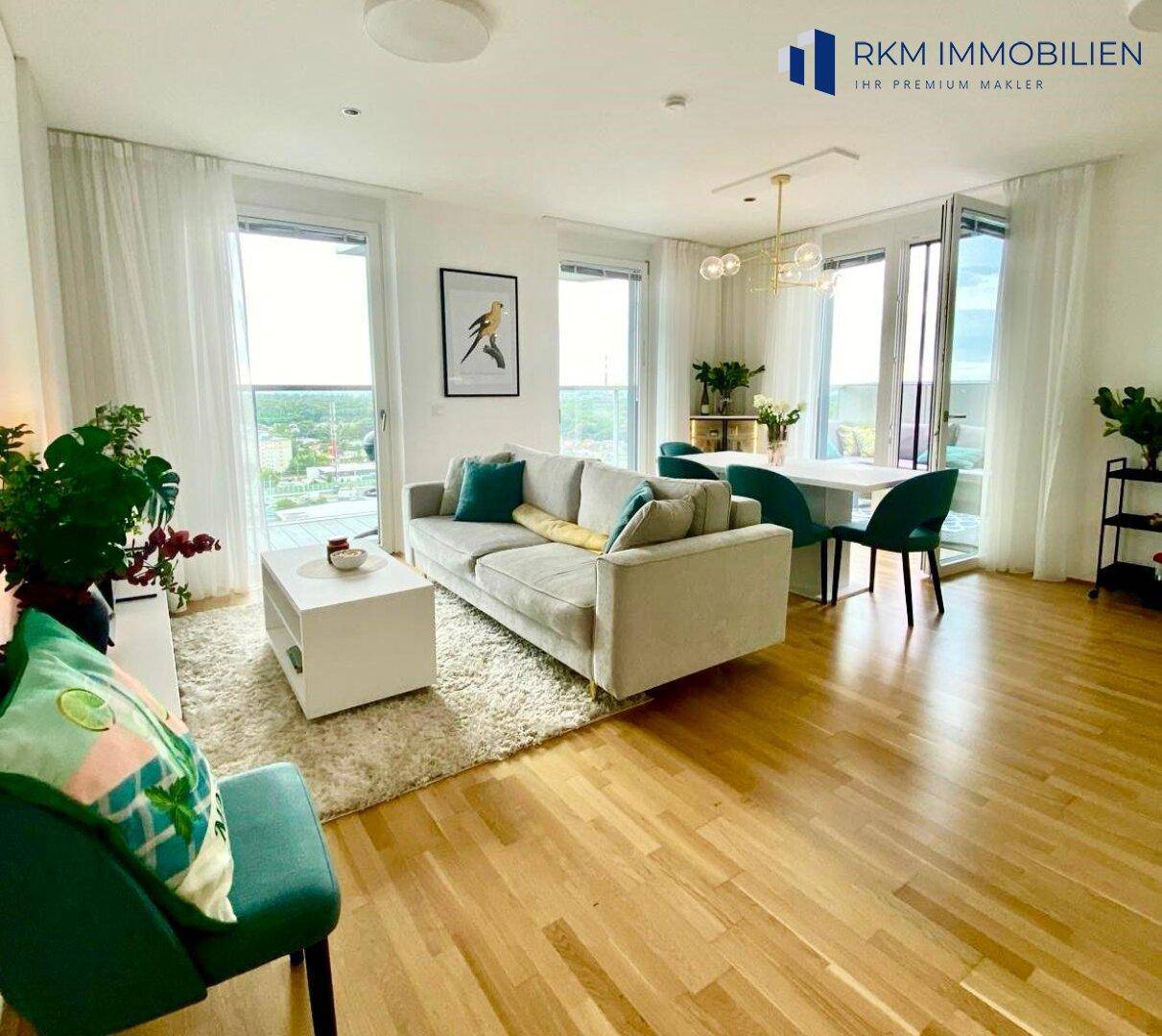 ﻿﻿Wohnzimmer mit wunderschönem Blick auf die Donau