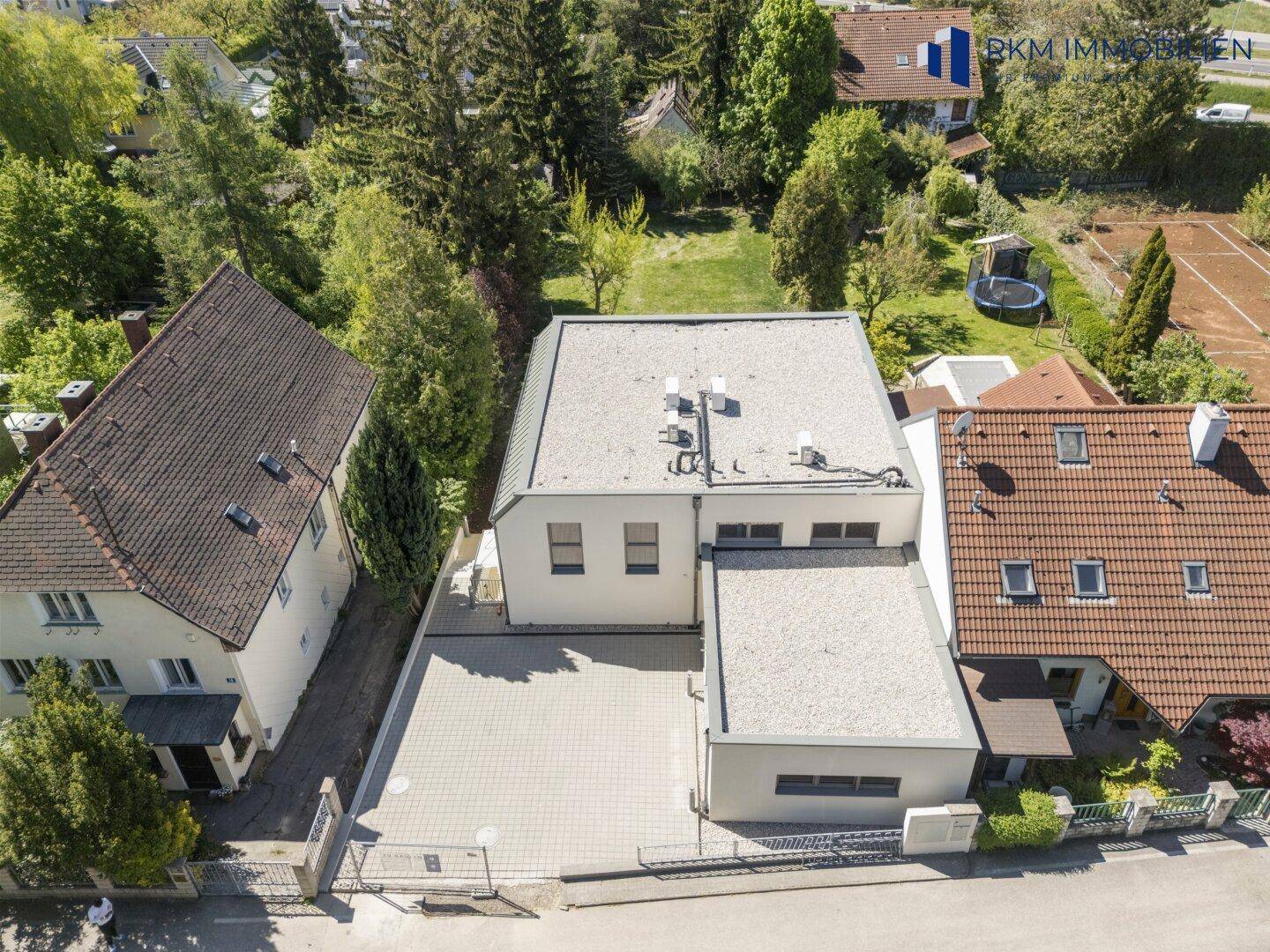 * ERSTBEZUG * Doppelhaushälfte mit 2 Stellplätzen - Ansicht 2