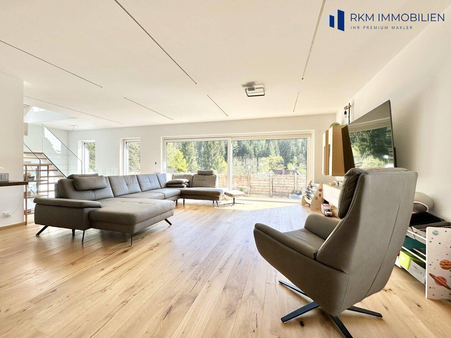 Modernes Familienparadies mit viel Platz und herrlichem Bergblick - Ansicht 2