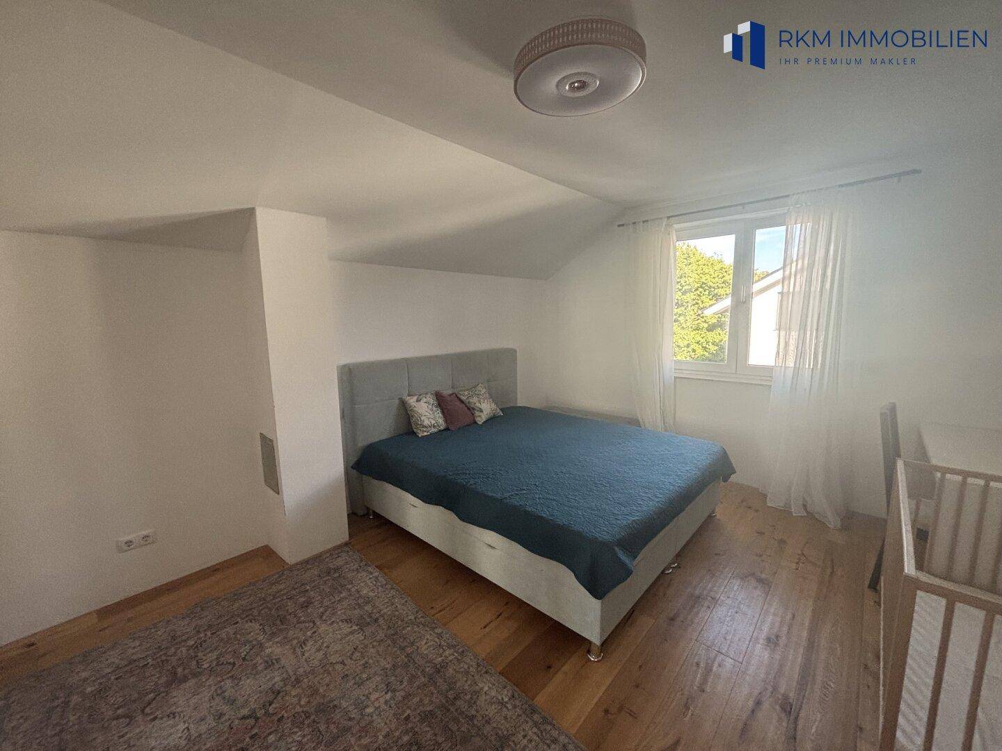 Schlafzimmer 2