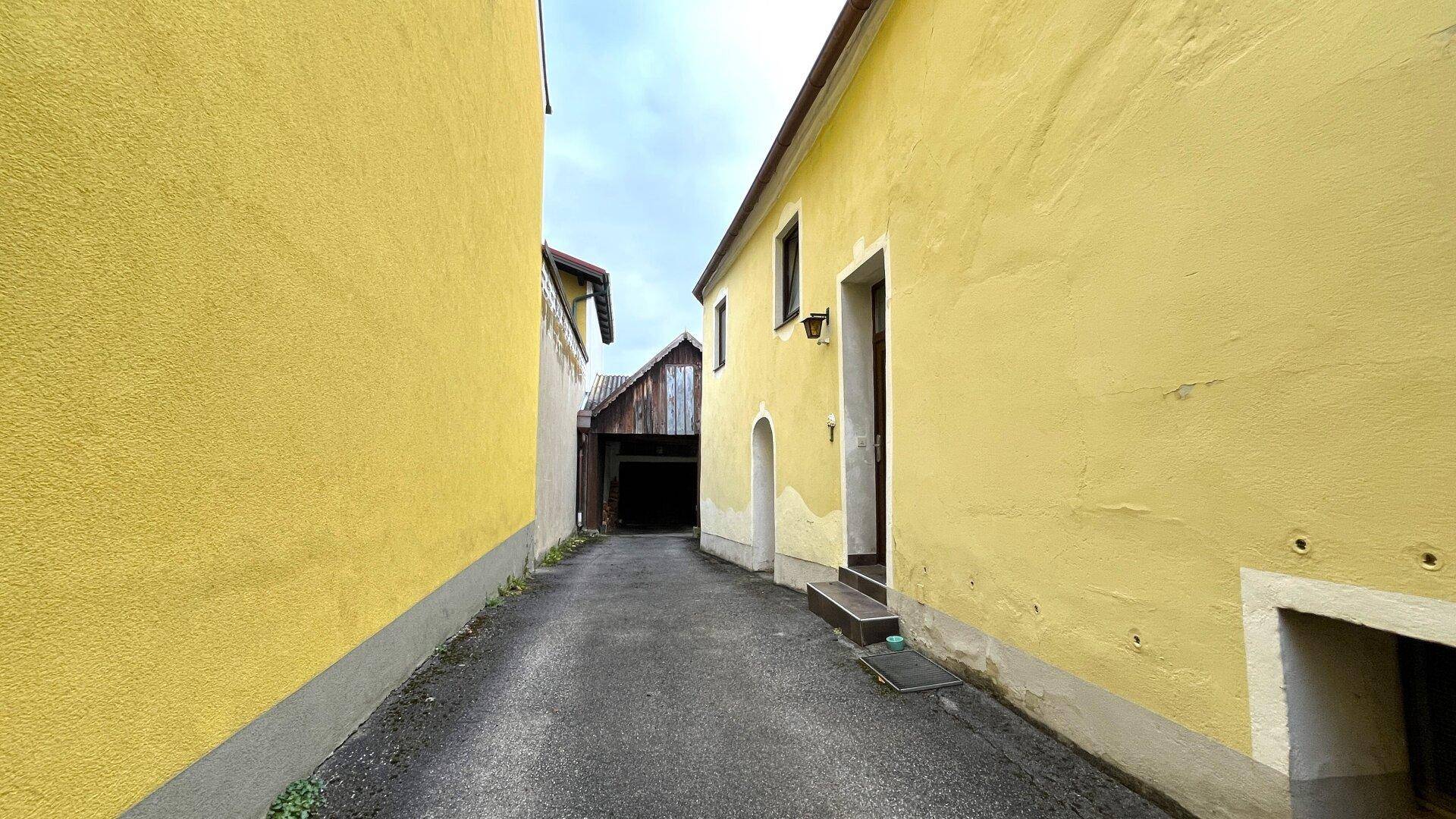 Einfahrt