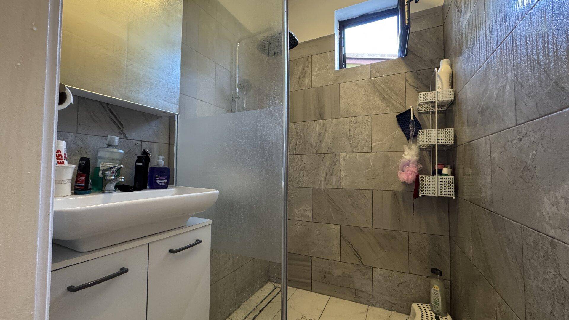 Badezimmer Haus 1