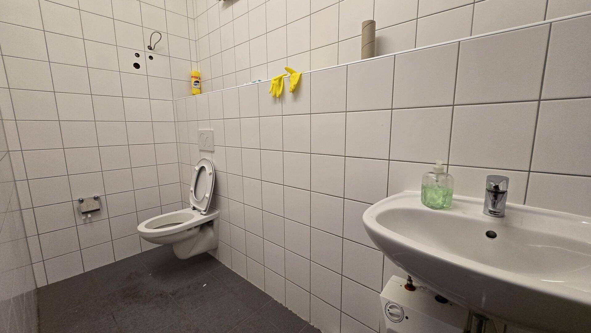 WC