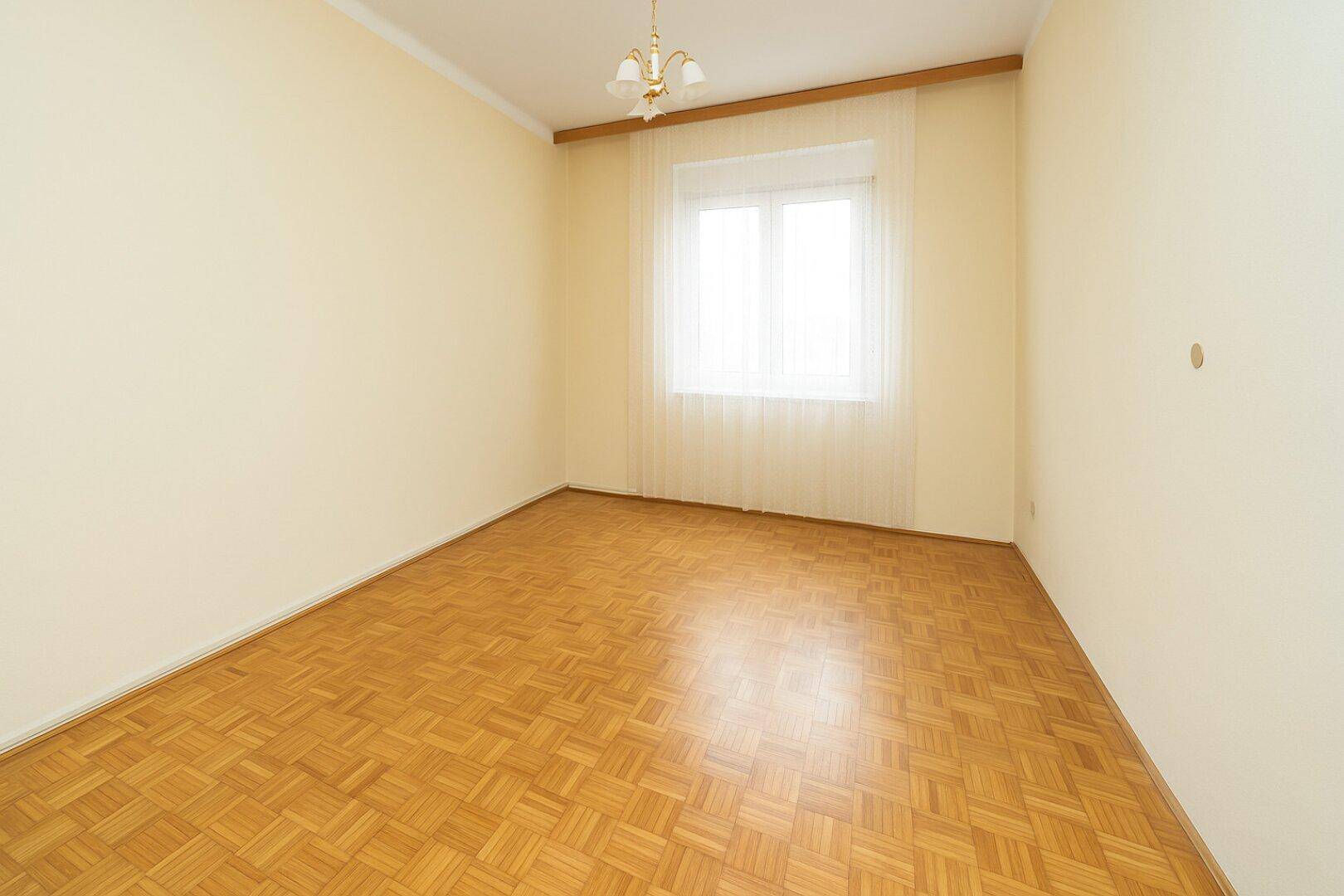 Zimmer 1