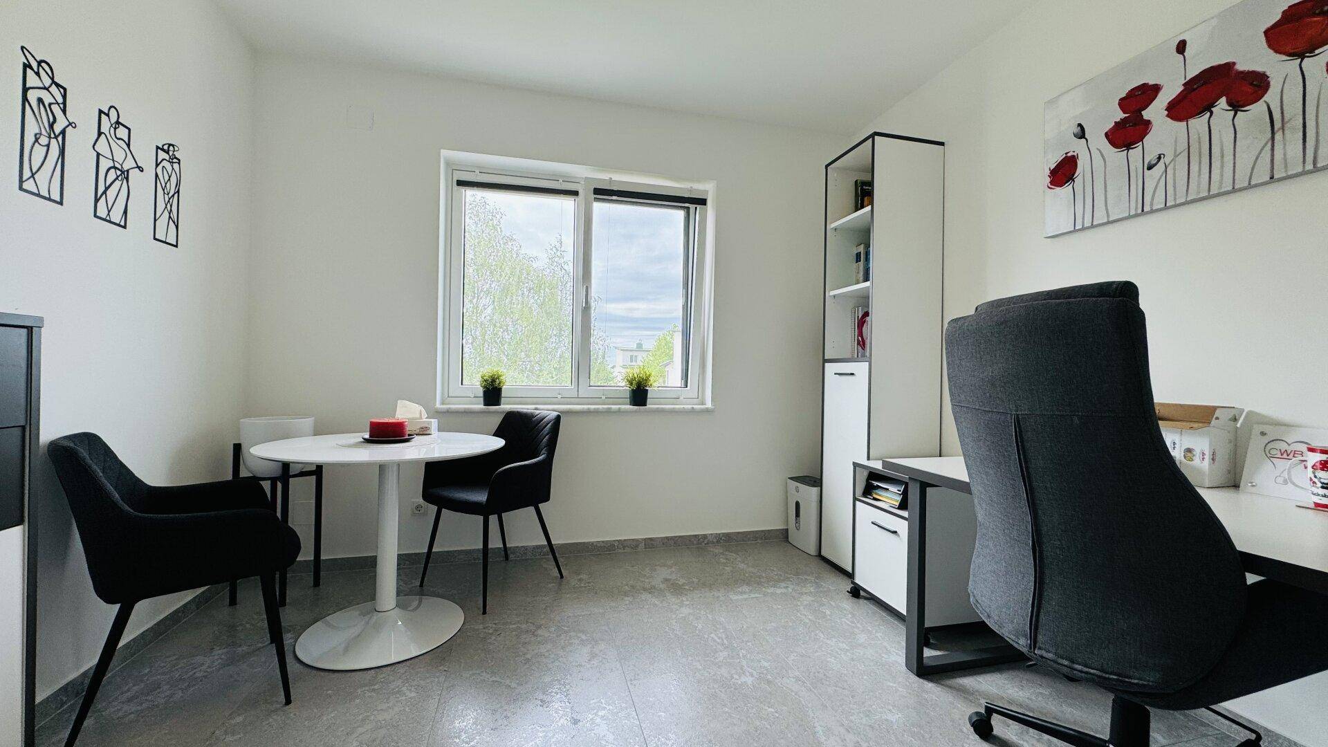 Büro 1