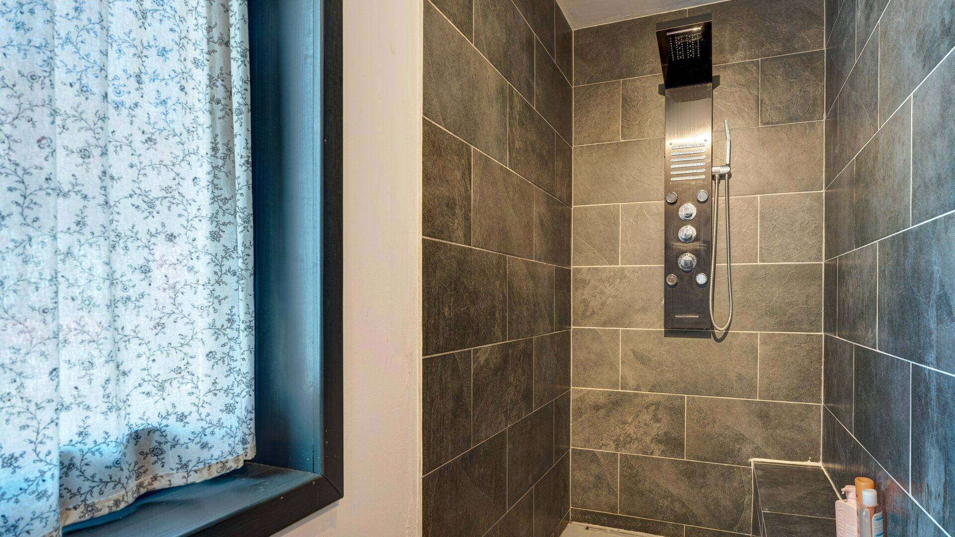 Badezimmer 1 Obergeschoss