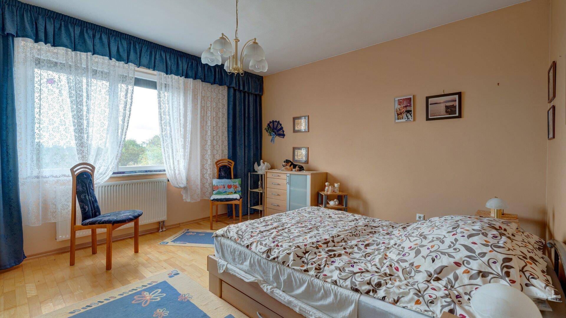Schlafzimmer Erdgeschoss