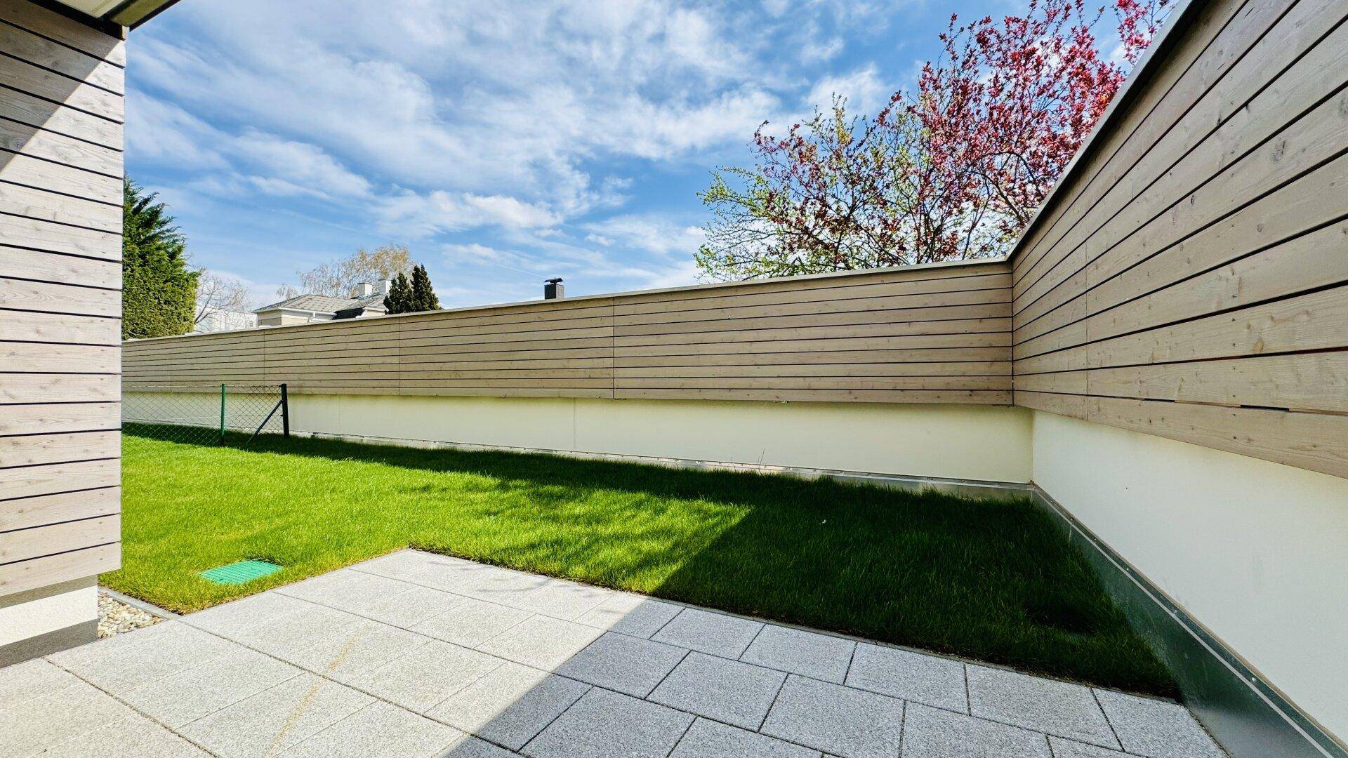 Terrasse - Richtung Garten