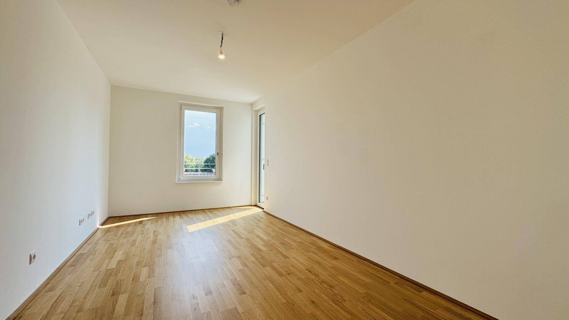 Exklusive Dachgeschoßwohnung in Deutsch-Wagram - Erstbezug mit Balkon - PROVISION BEZAHLT DER ABGEBER – pohled 3