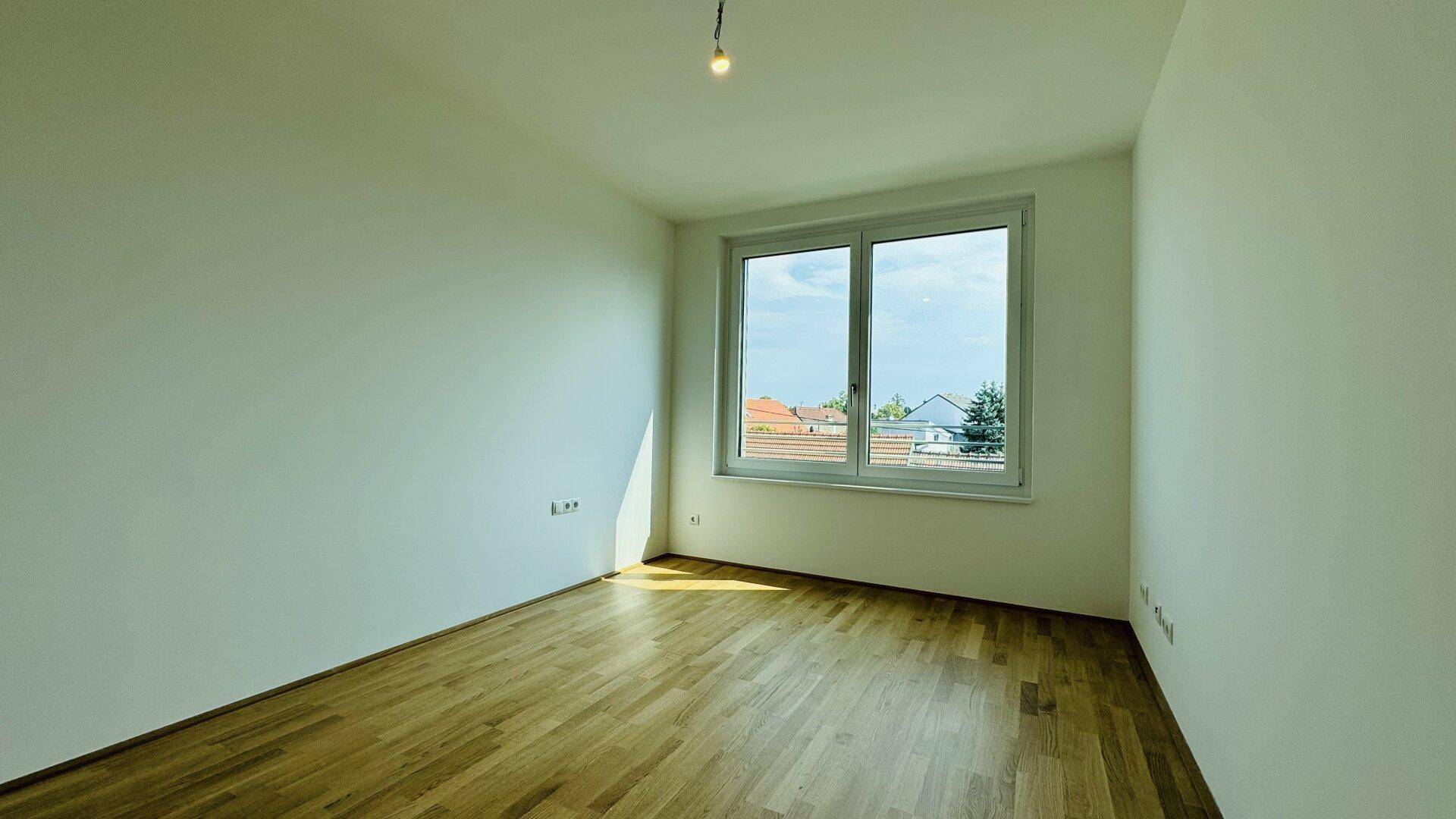 Exklusive Dachgeschoßwohnung in Deutsch-Wagram - Erstbezug mit Balkon - PROVISION BEZAHLT DER ABGEBER – další