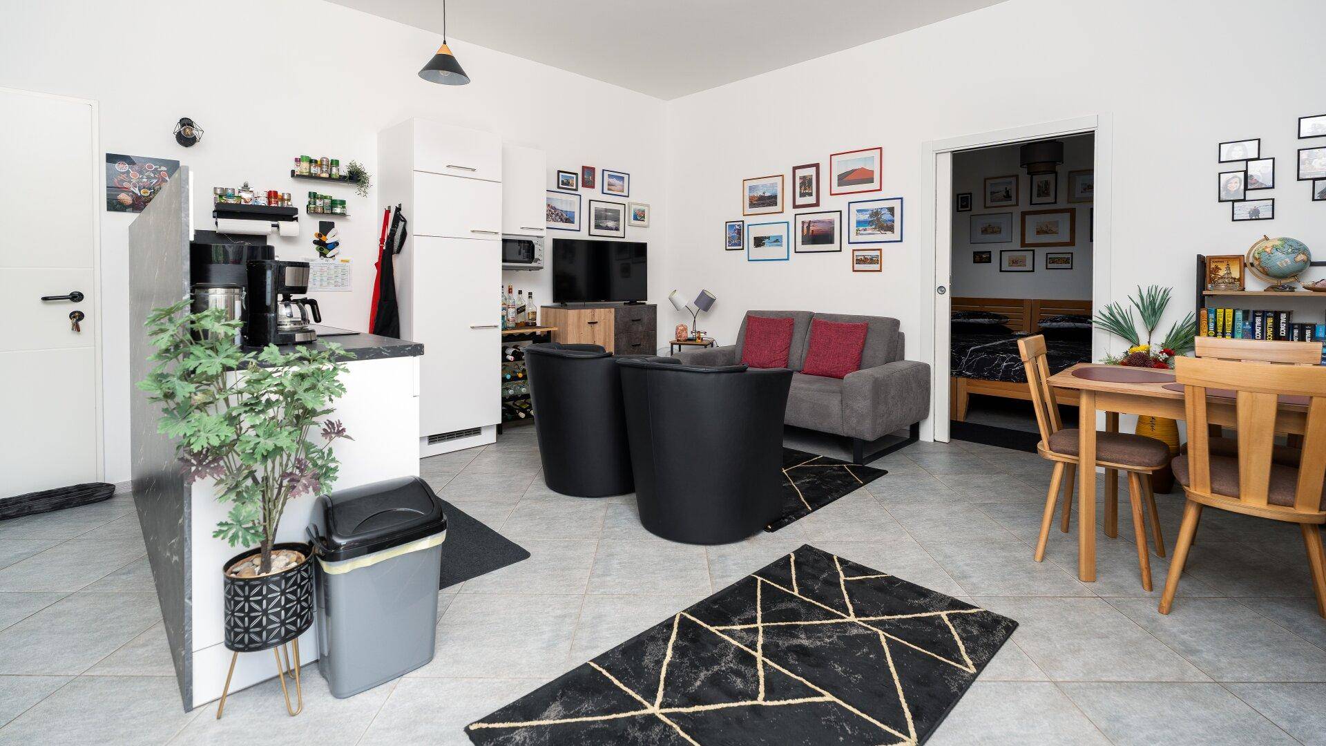 Haus 1 Wohnung Wohnzimmer